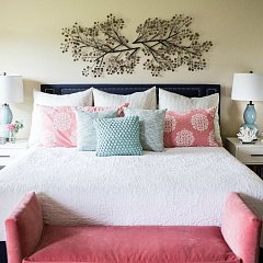 Как обновить спальню с помощью текстиля и аксессуаров